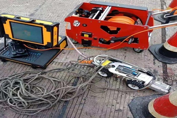 临海CCTV管道检测机器人